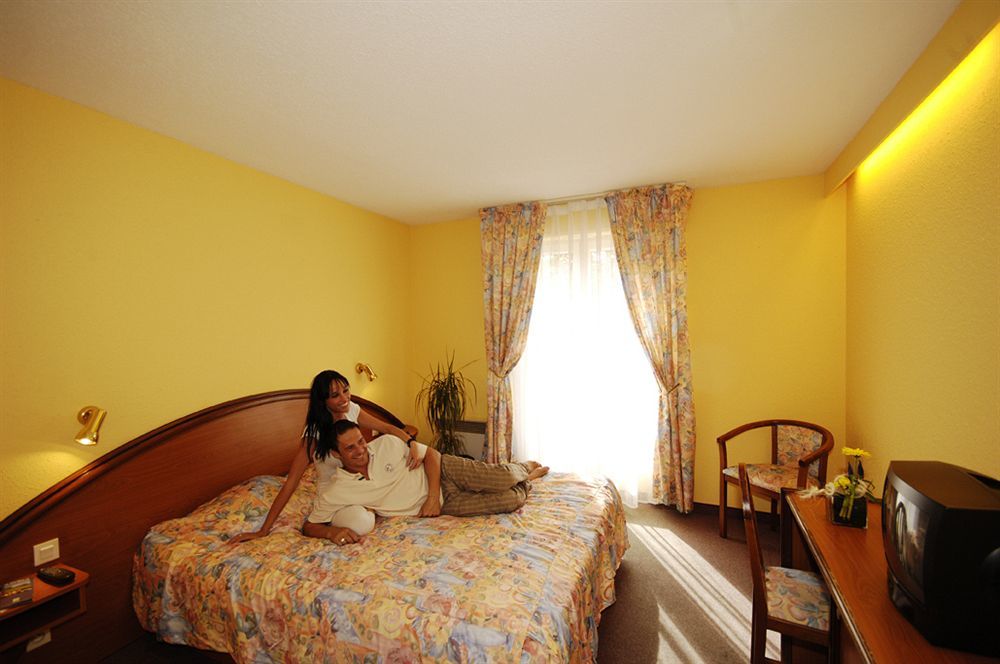Hotel Colmar Vignes Eguisheim Eksteriør bilde